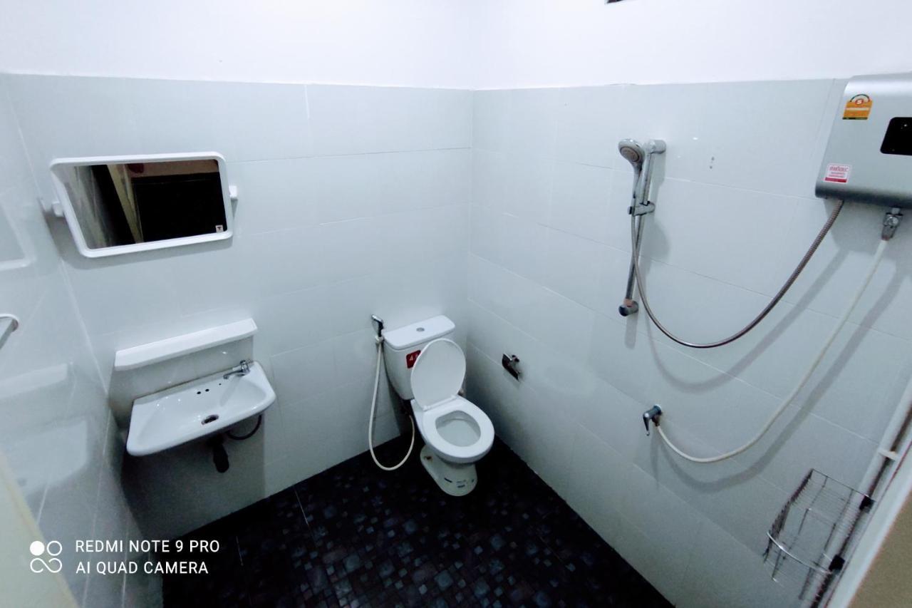 Daisy'S 2 Bedroom Family Home For Up To 5 Guests With Garden & Bbq Koh Samet Exterior foto