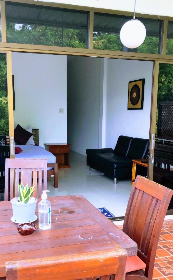 Daisy'S 2 Bedroom Family Home For Up To 5 Guests With Garden & Bbq Koh Samet Exterior foto